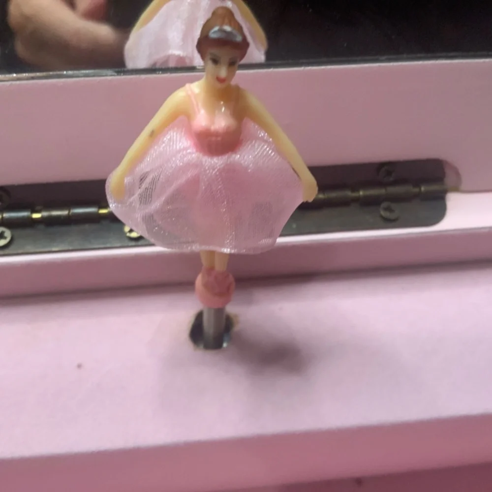 N/A jewelry box